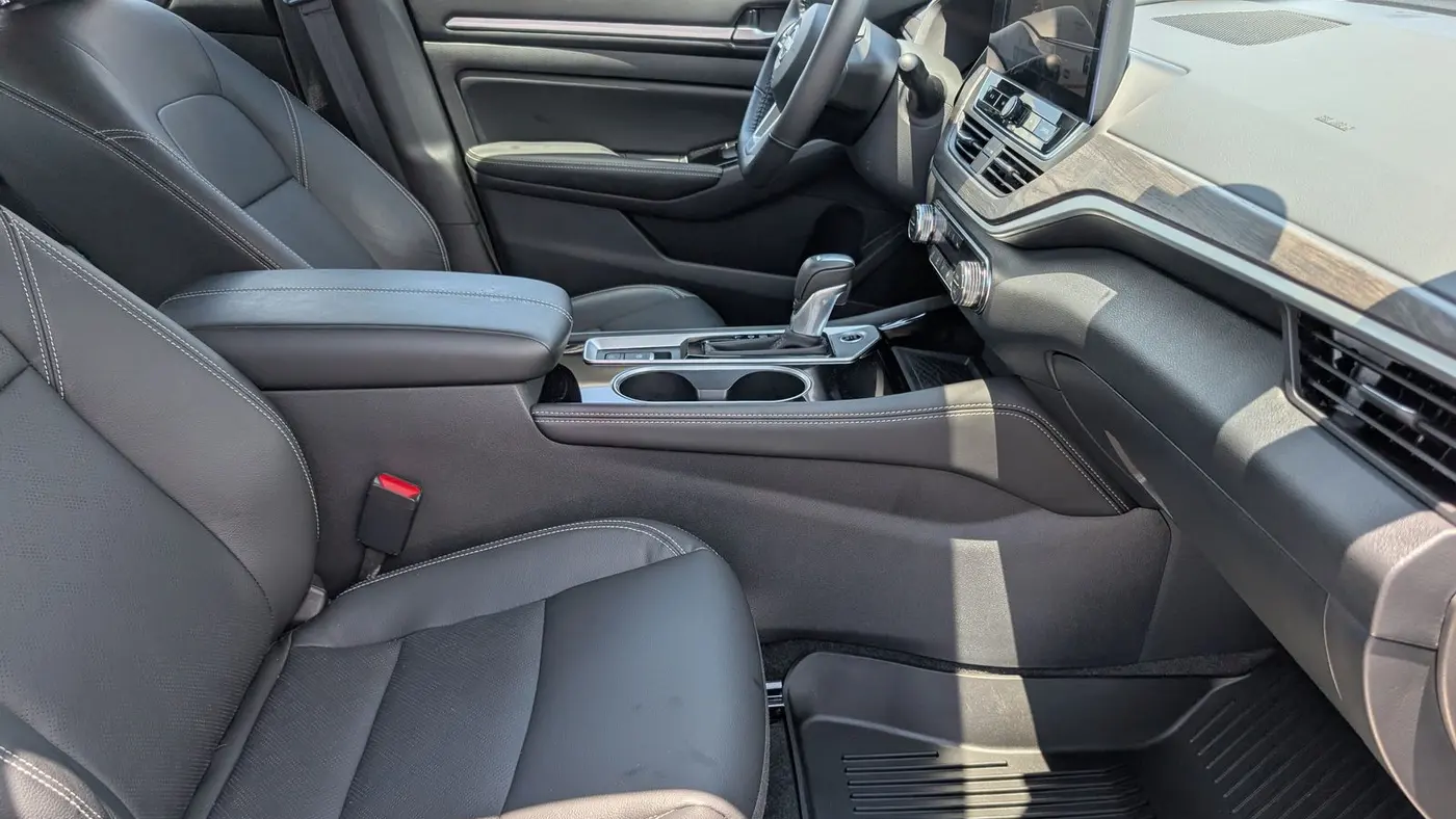 2025 Nissan Altima 2.5 SL