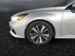 2019 Altima Thumbnail 23