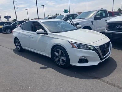 Photo of a 2022 Nissan Altima 2.5 SL 4DR Sedan for sale
