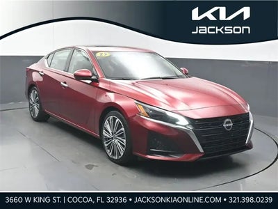 Photo of a 2023 Nissan Altima 2.5 SL 4DR Sedan for sale