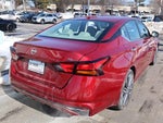 2025 Altima Thumbnail 4