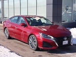 2025 Altima Thumbnail 2