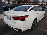 2025 Altima Thumbnail 6