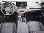 2025 Altima Thumbnail 14
