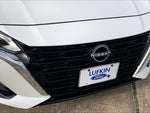2025 Altima Thumbnail 30