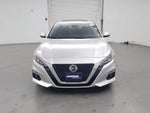2019 Altima Thumbnail 2