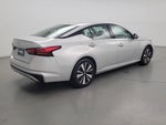 2019 Altima Thumbnail 5