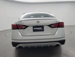 2019 Altima Thumbnail 6