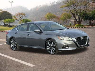 Photo of a 2019 Nissan Altima 2.5 SL 4DR Sedan for sale