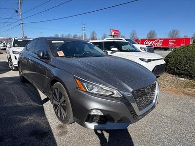 Photo of a 2022 Nissan Altima 2.5 SL 4DR Sedan for sale