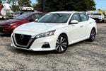 2022 Altima Thumbnail 7