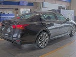 2023 Altima Thumbnail 4