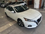 2021 Altima Thumbnail 11