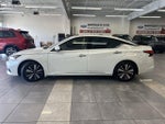 2021 Altima Thumbnail 16