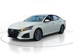 2023 Altima Thumbnail 1