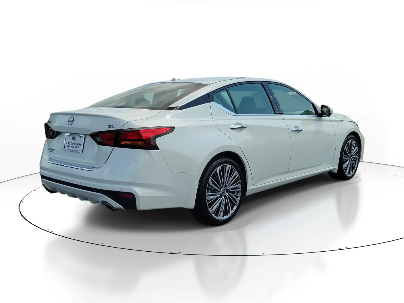 2023 Nissan Altima - $25,000