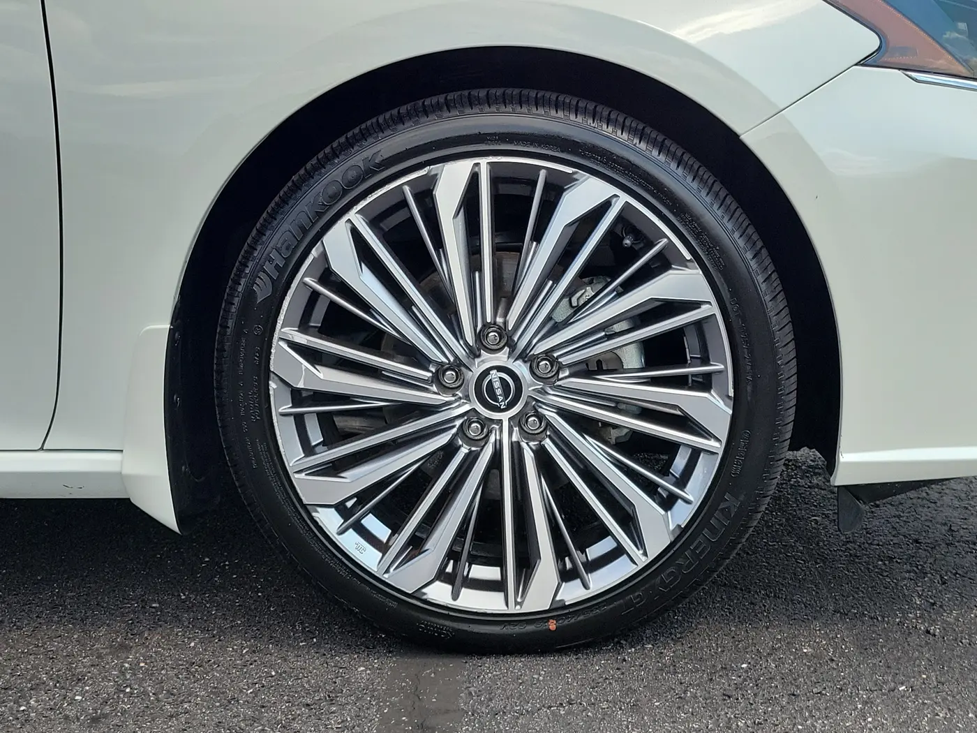 2023 Nissan Altima - $25,000