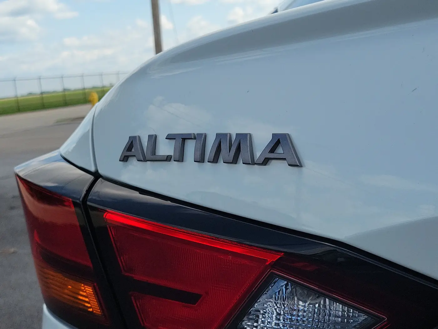 2023 Nissan Altima - $25,000