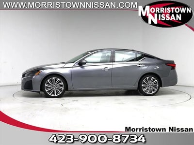 Photo of a 2023 Nissan Altima 2.5 SL 4DR Sedan for sale
