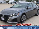 2023 Altima Thumbnail 1