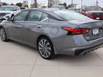 2023 Altima Thumbnail 7