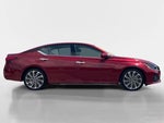2024 Altima Thumbnail 7
