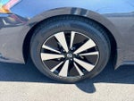 2021 Altima Thumbnail 15