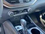 2021 Altima Thumbnail 23