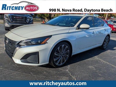 Photo of a 2025 Nissan Altima 2.5 SL 4DR Sedan for sale