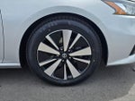 2019 Altima Thumbnail 8