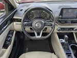 2022 Altima Thumbnail 15