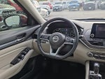 2022 Altima Thumbnail 15
