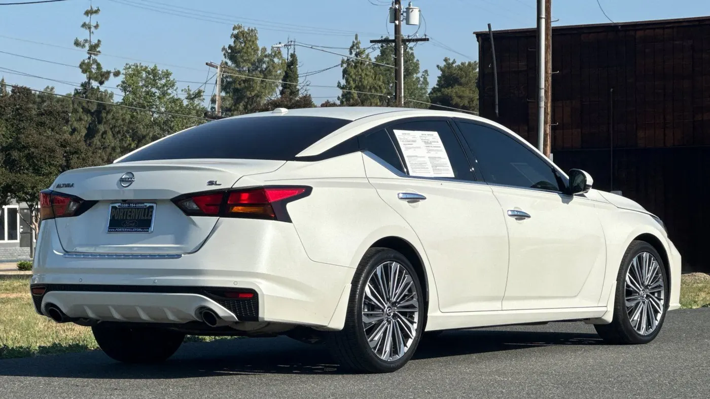 2023 Nissan Altima 2.5 SL