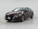 2023 Altima Thumbnail 4