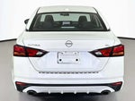 2023 Altima Thumbnail 15