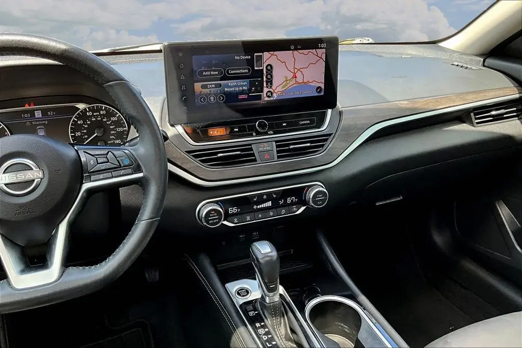 2023 Nissan Altima - $25,900