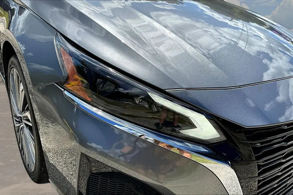 2023 Nissan Altima - $25,900