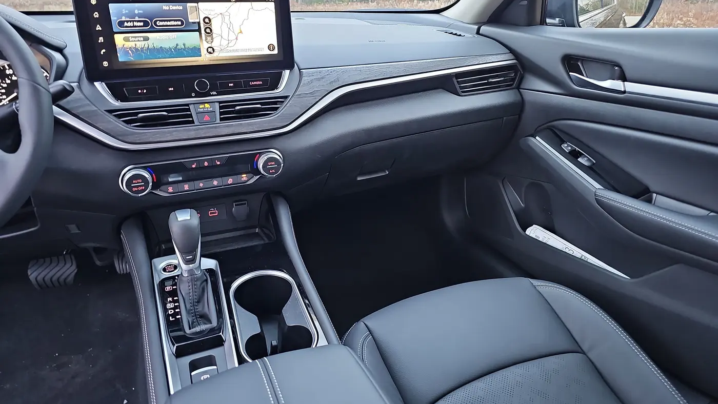 2025 Nissan Altima 2.5 SL