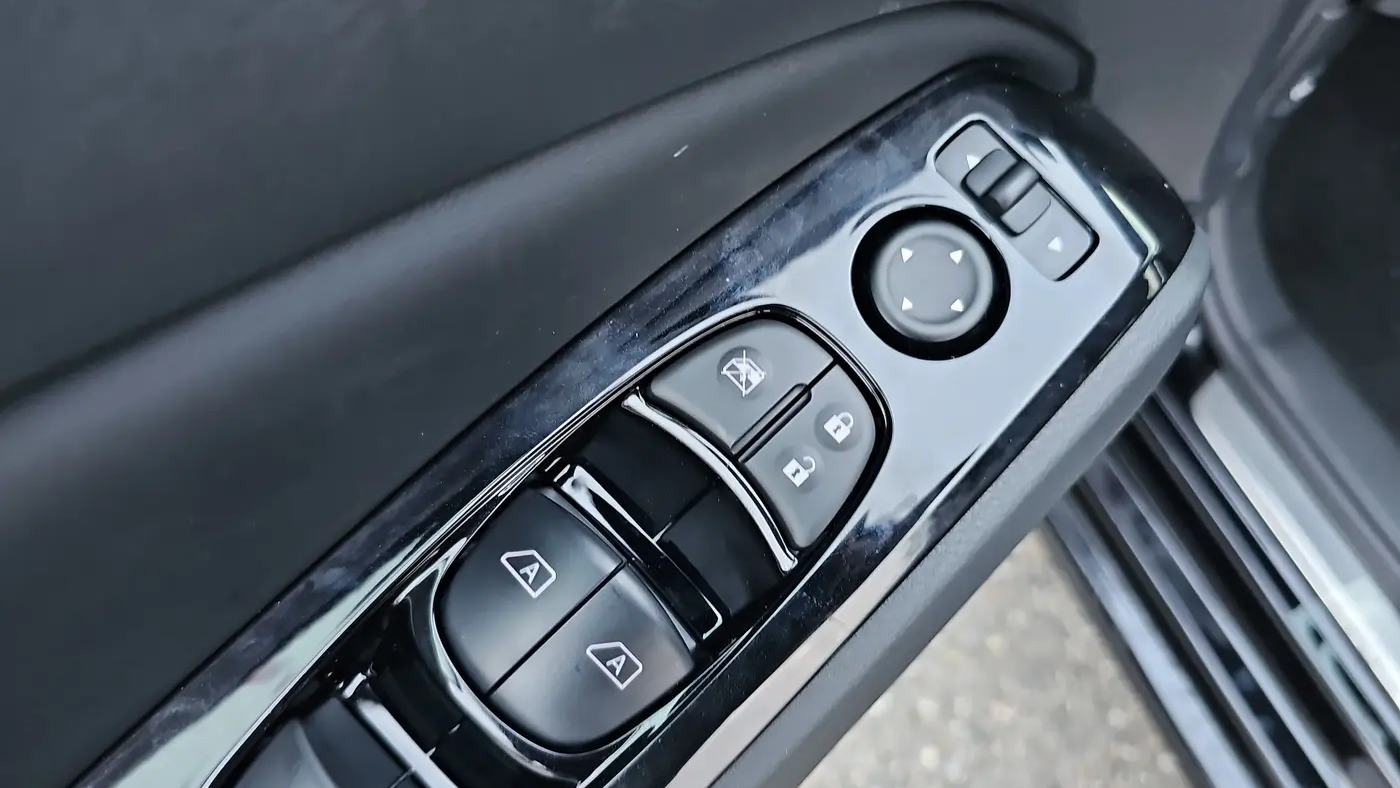 2025 Nissan Altima 2.5 SL