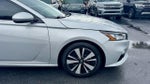2019 Altima Thumbnail 3