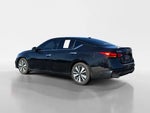 2021 Altima Thumbnail 2