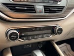 2022 Altima Thumbnail 28