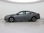 2022 Altima Thumbnail 3