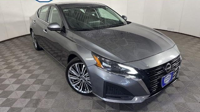 Preowned 2023 Nissan Altima 2.5 SL for Sale