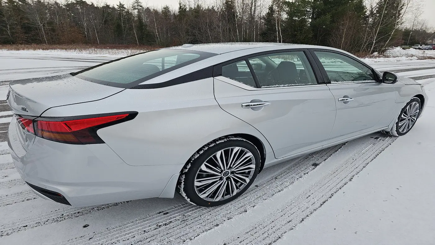 2025 Nissan Altima 2.5 SL
