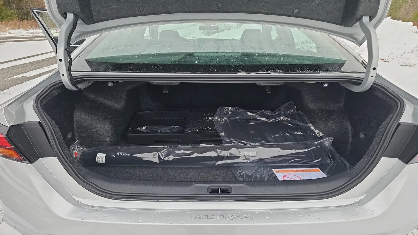 2025 Nissan Altima 2.5 SL