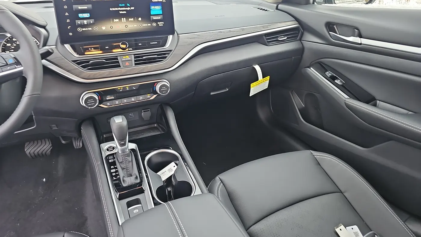 2025 Nissan Altima 2.5 SL