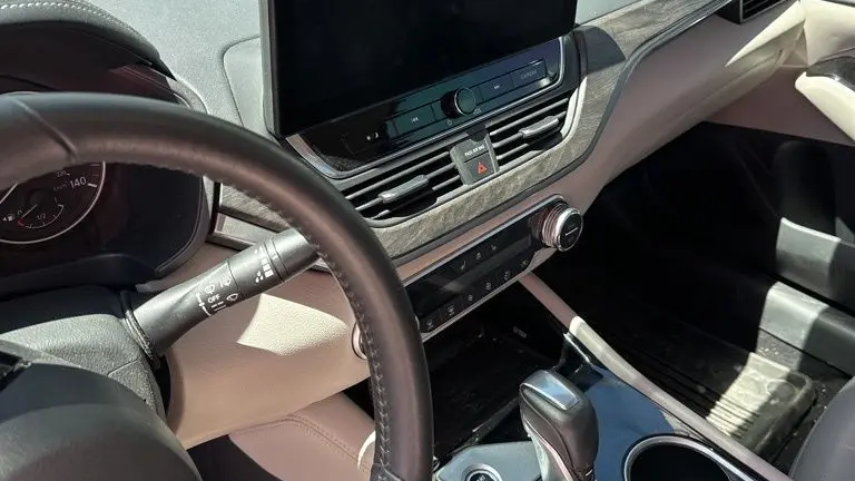 2024 Nissan Altima 2.5 SL
