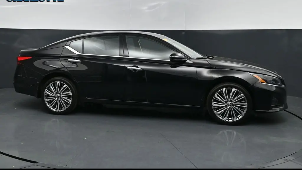 2024 Nissan Altima 2.5 SL