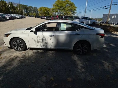 Photo of a 2022 Nissan Altima AWD 2.5 SL 4DR Sedan for sale